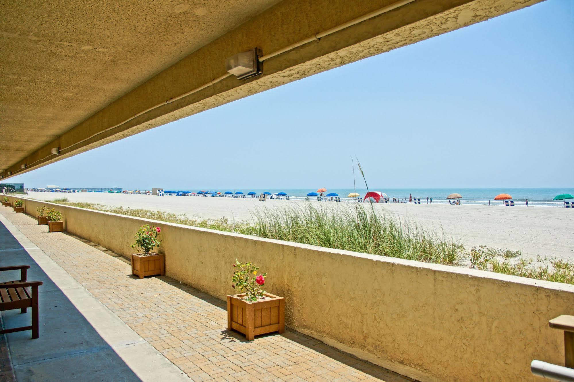 Sands Beach Club Resort Briarcliffe Acres Exterior photo